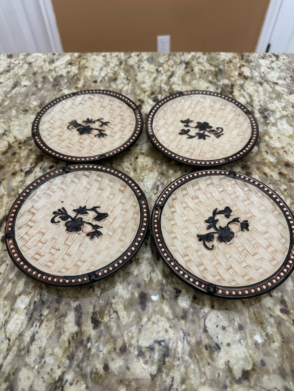 Temp-Tations Cream and Bronze Woven Floral desert plates  Set of 4